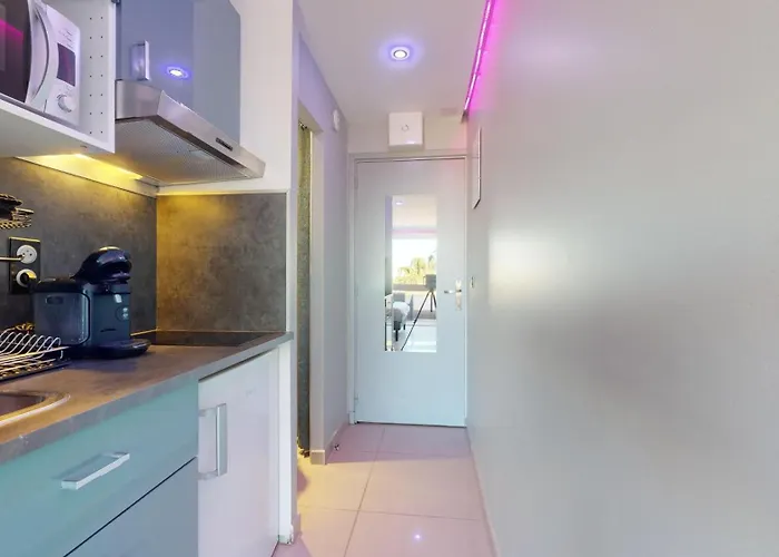 Village Naturiste Cap D'agde, Luxe Port Nature 7 *
